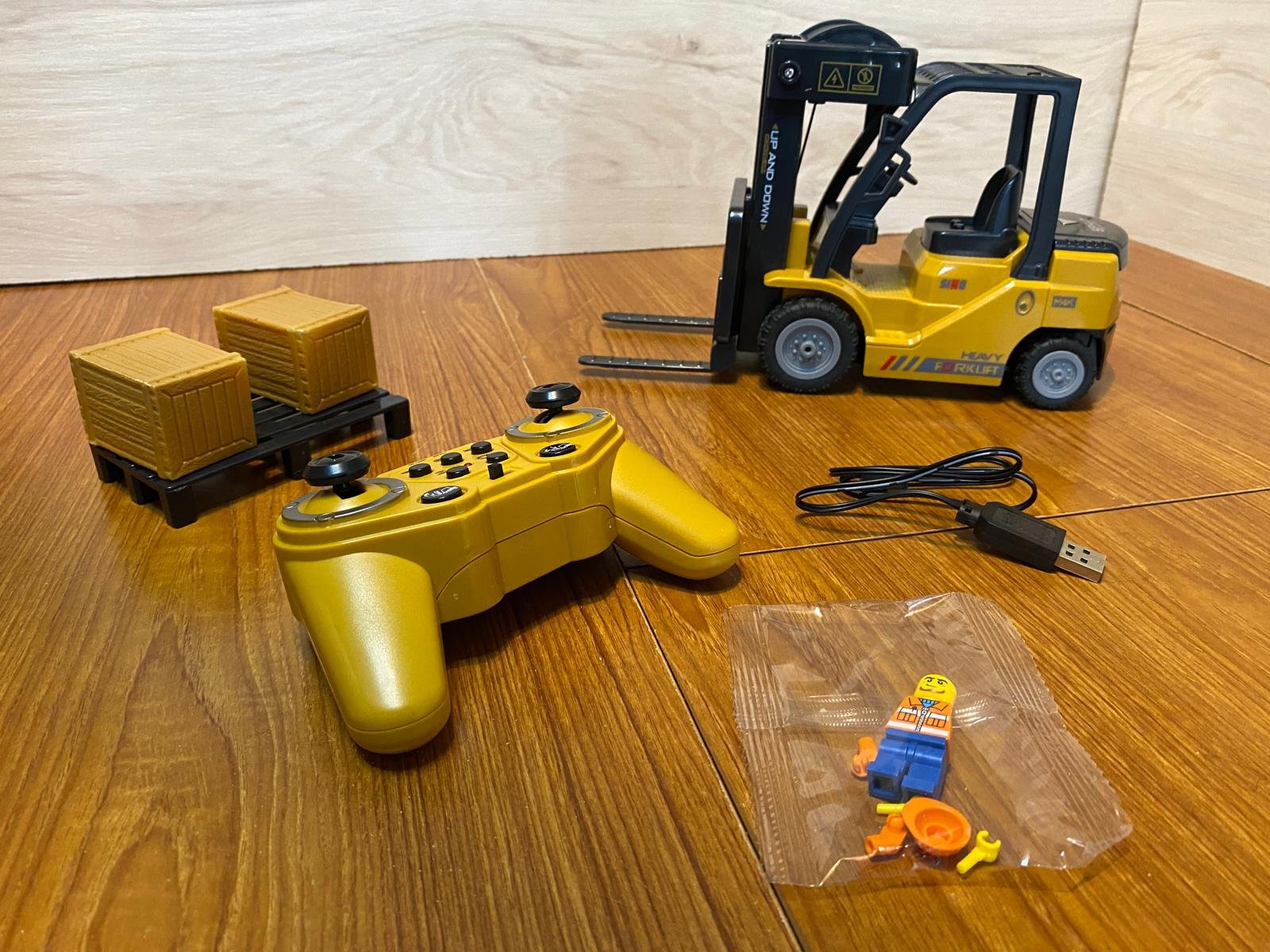 Forklift Remote Control Toy QH207-1D - Image 3